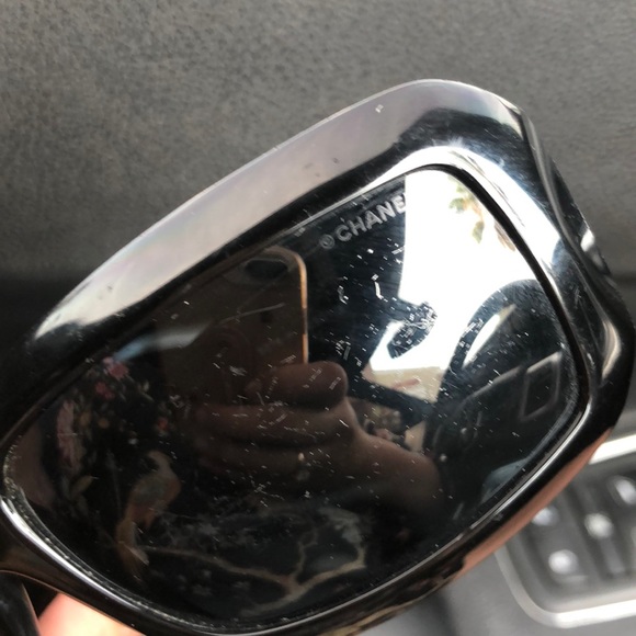 Authentic Chanel Mother of Pearl sunglasses - Picture 4 of 8